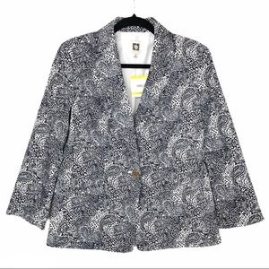 *NWT* Gorgeous Anne Klein Blazer